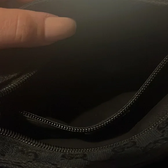 Vintage Gucci crossbody black with classic webbing - Picture 8 of 8